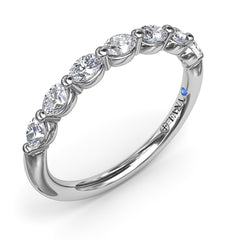 Fana Angelic Oval Wedding Band