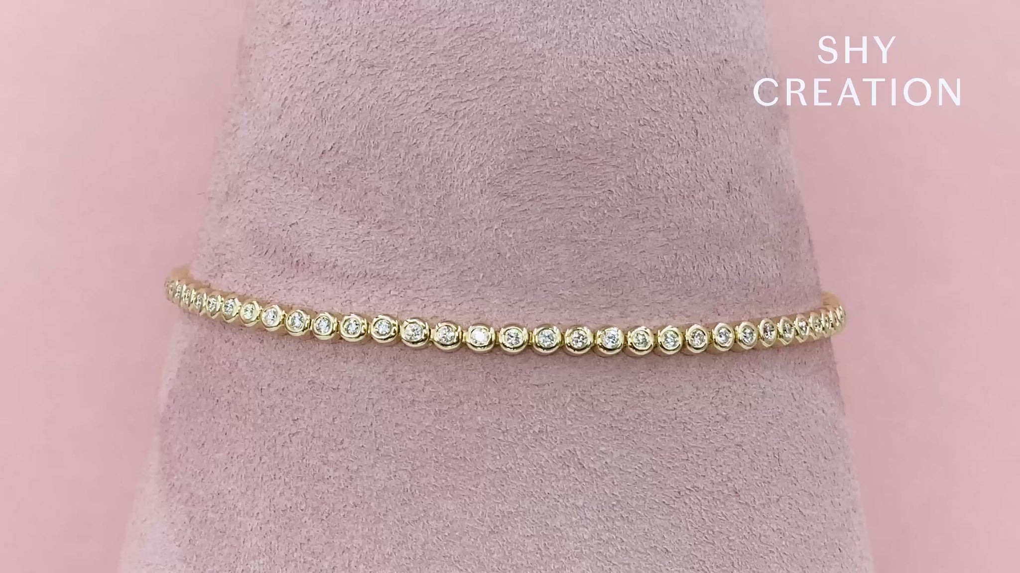 DBHF01955_Yellow_Class_Video